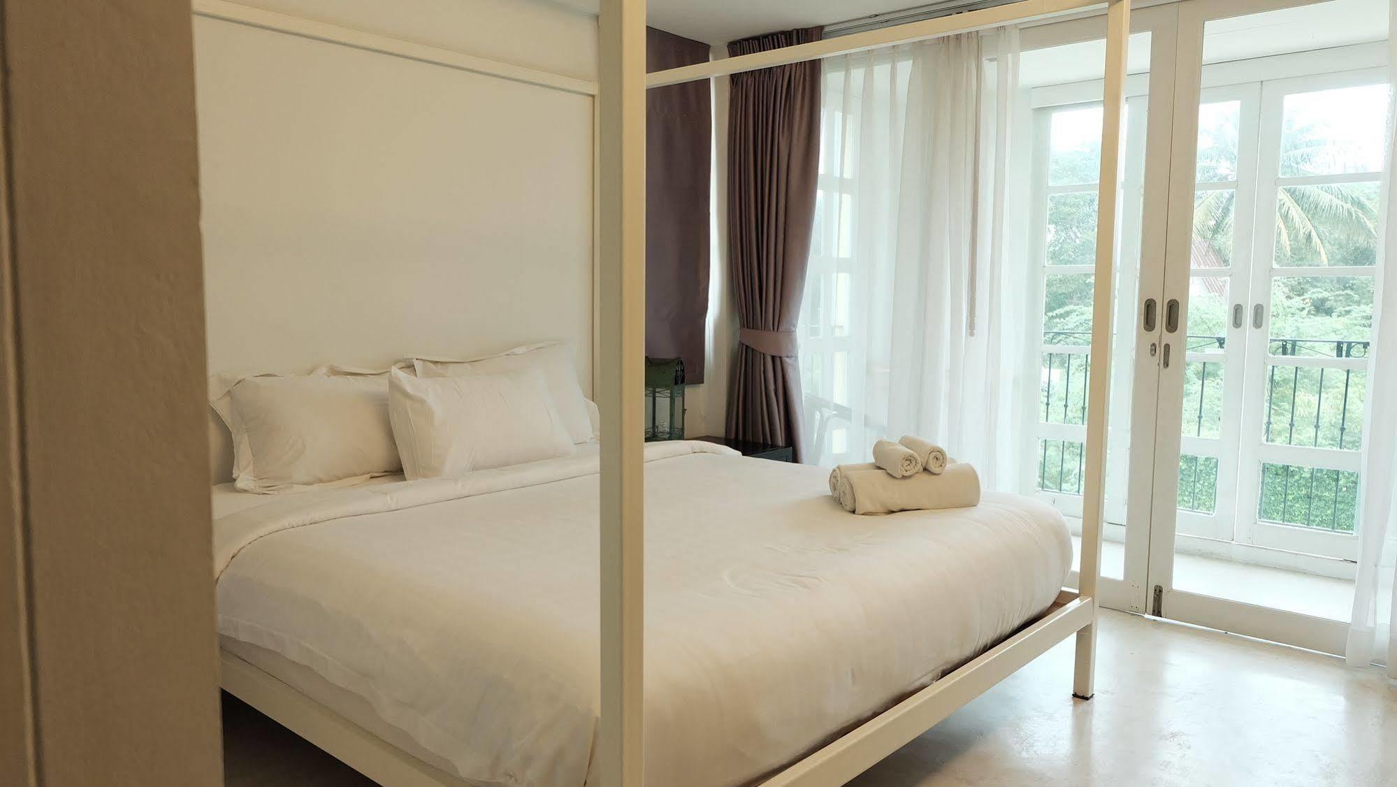 De Pastel Hua Hin Hotel Exterior photo